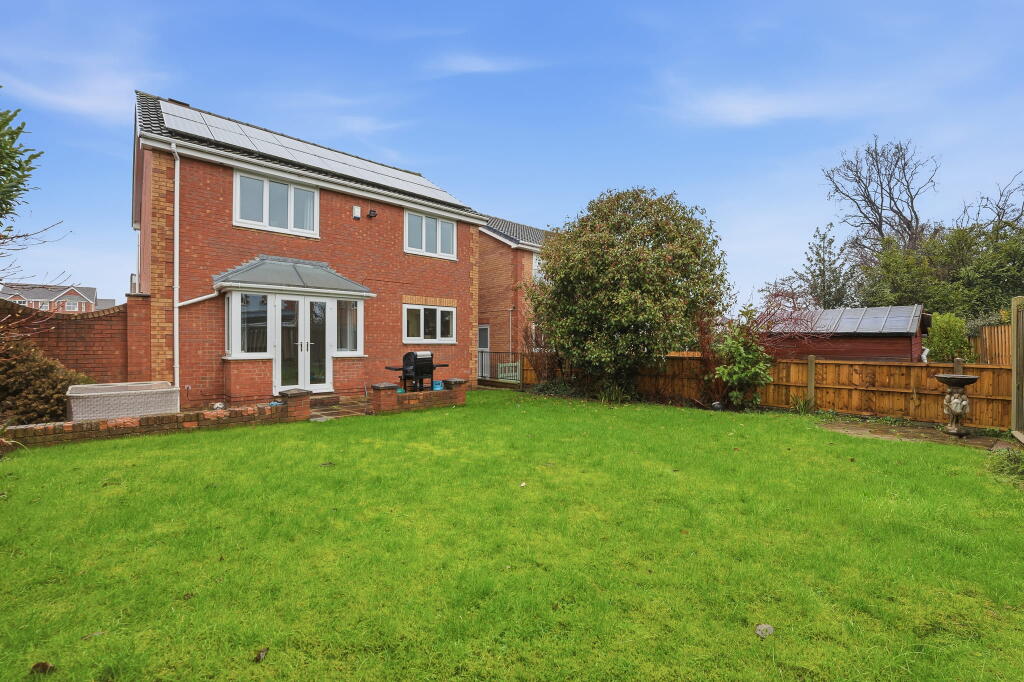 Skye Croft, Royston, Barnsley, S71 photo 3