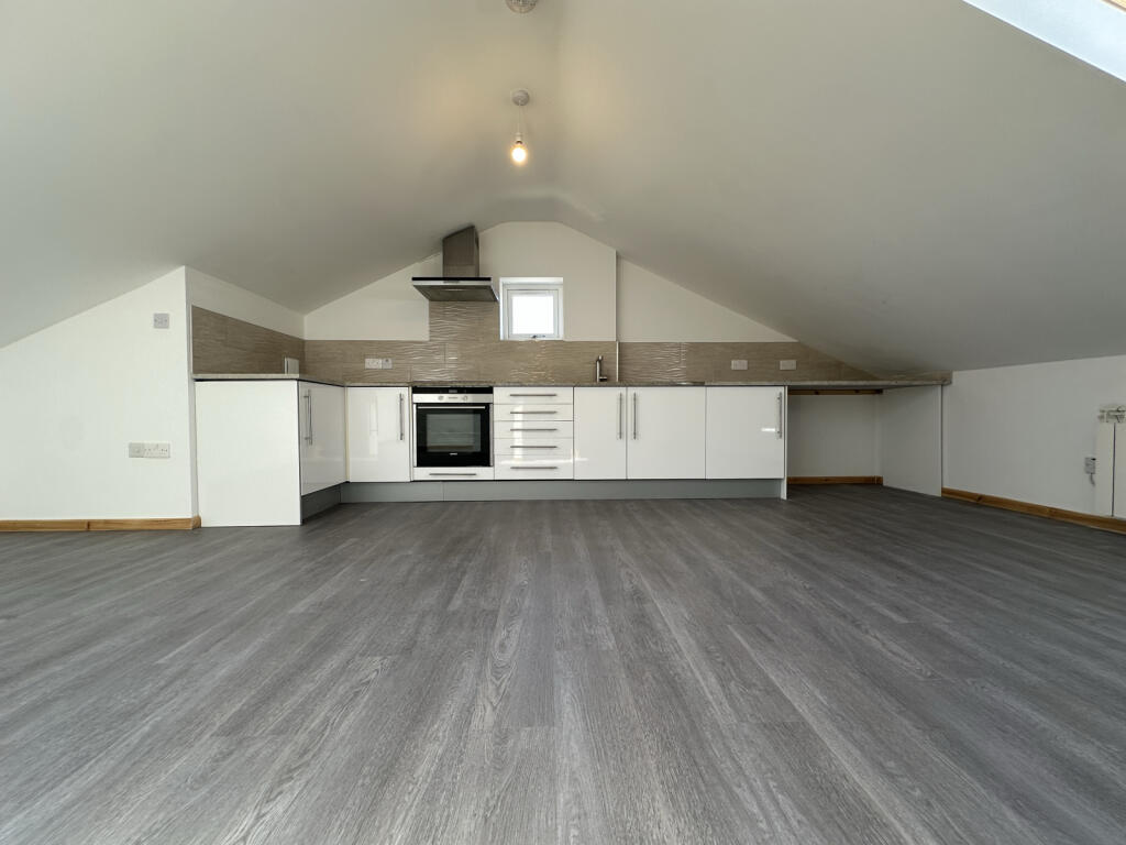 Apartment in Enfield - View 2