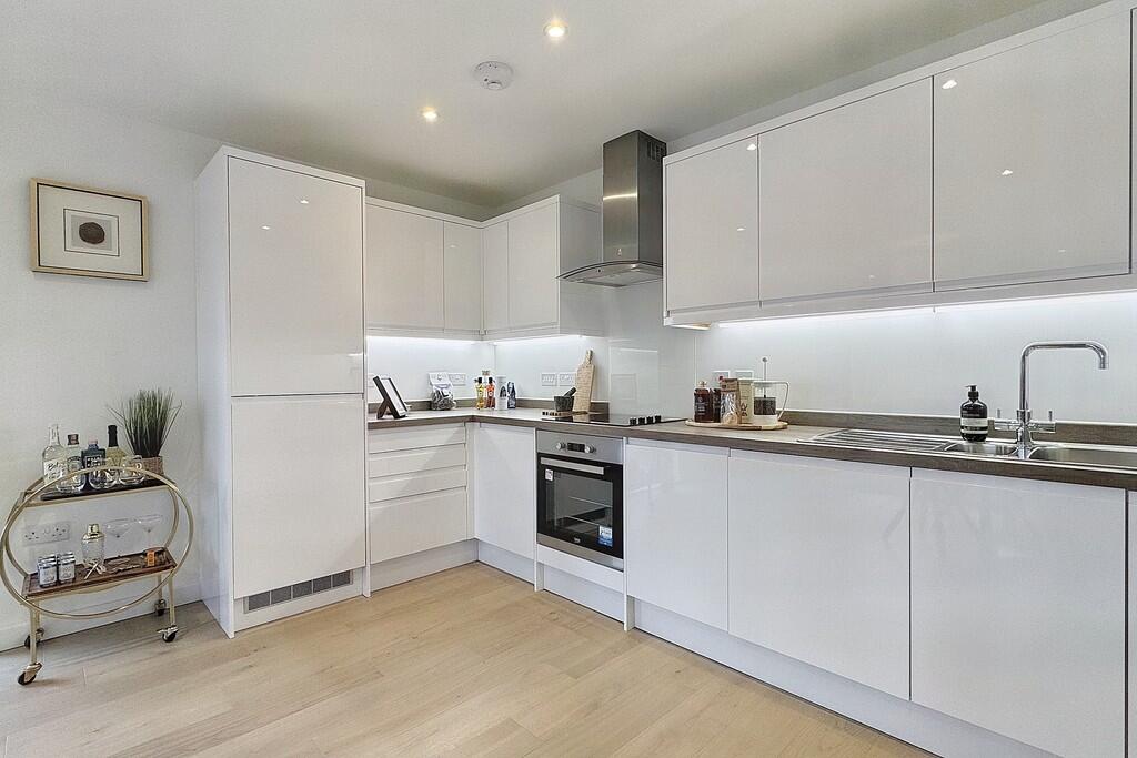 Apartment in Tonbridge - View 2