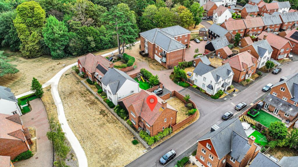 House in Chelmsford - More