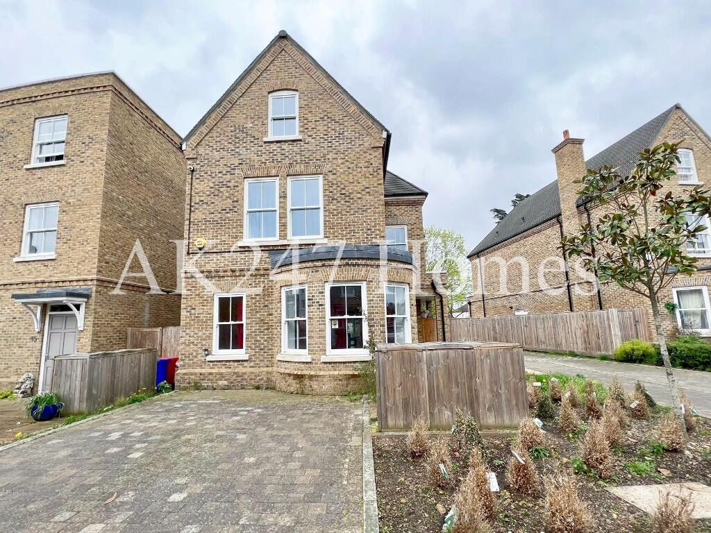 Main image of property: Barrons Chase, London, TW10