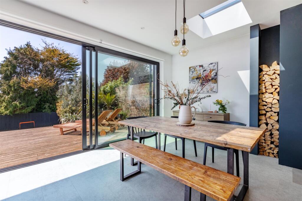House in Hove, West Blatchington - More