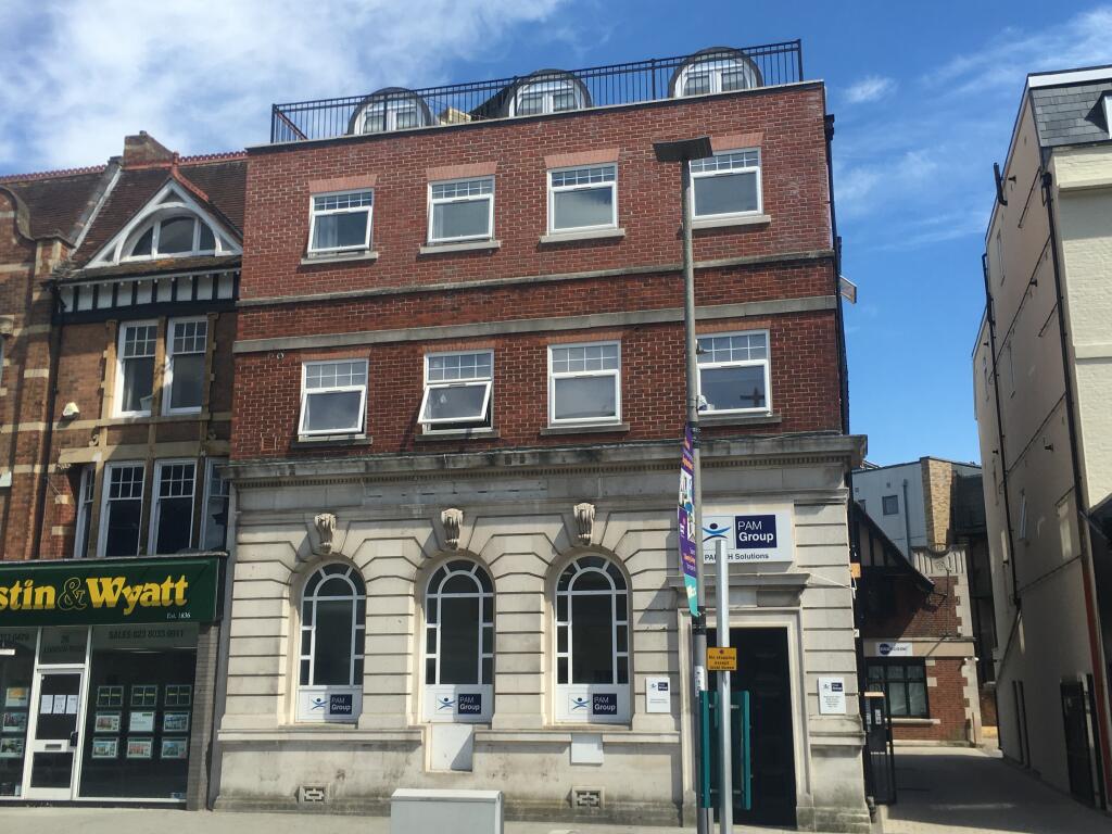 Main image of property: London Road,