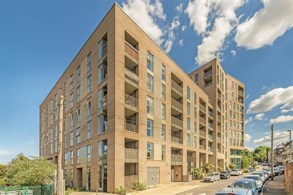 Apartment in London, New Cross Gate - More