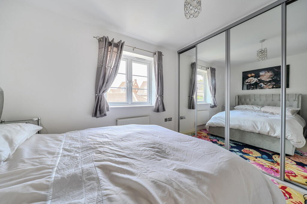 Englefield Way, Basingstoke - More