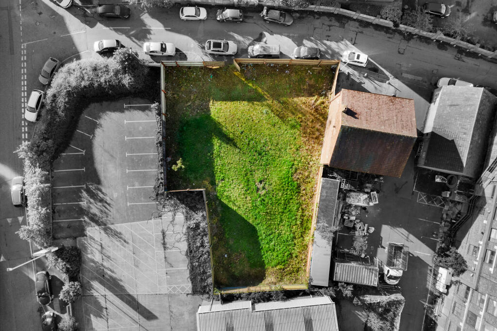 Main image of property: 33 LOWER WASH ROAD, LATCHFORD, WARRINGTON, WA4 1PL