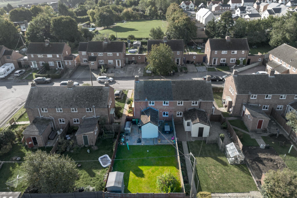 Skeins Way, Clavering, Saffron Walden, Essex, CB11 photo 2