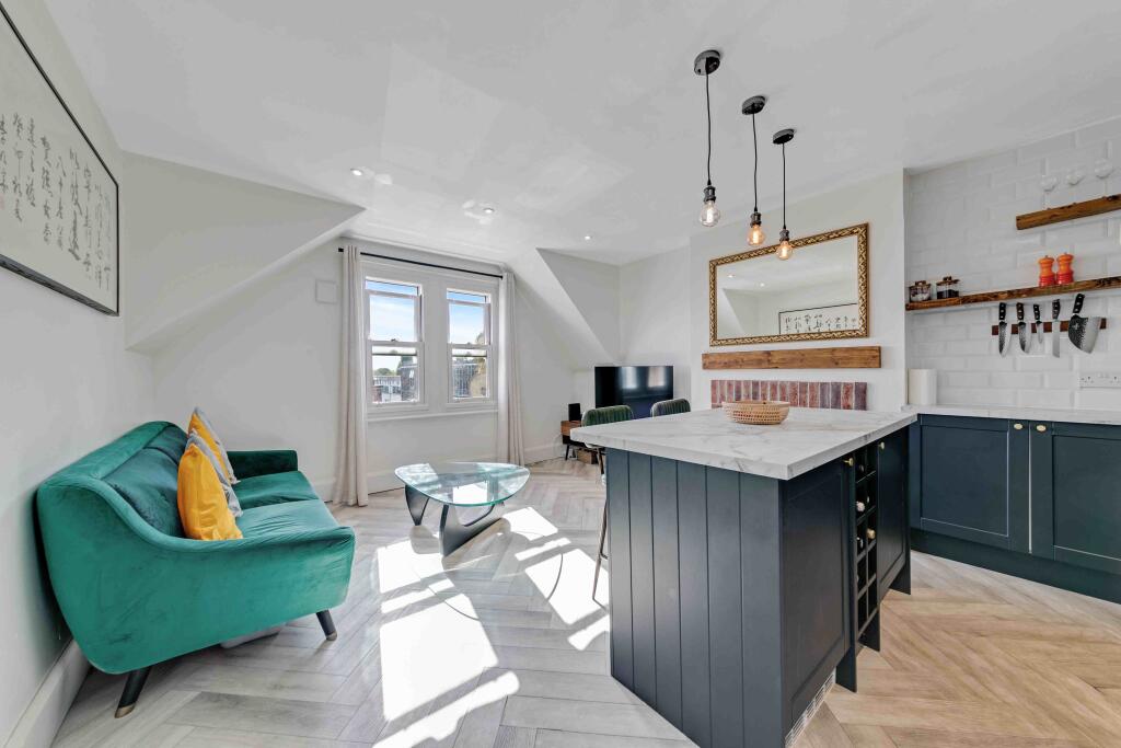 Main image of property: Newlands Park / Sydenham