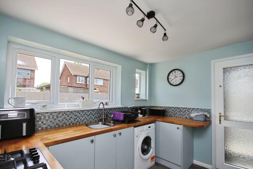 House in Immingham, North East Lincolnshire - View 4