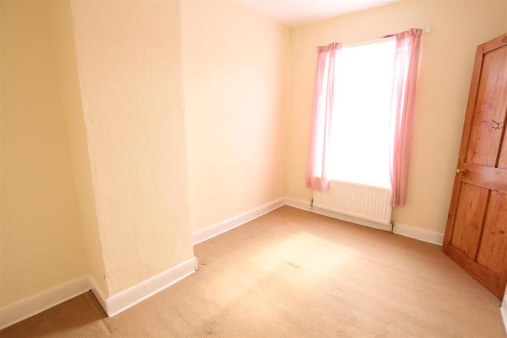 House in Northampton - More