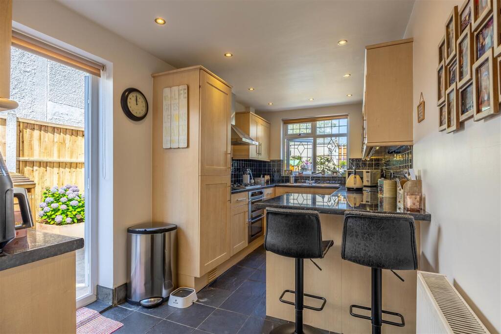 House in Southend-on-Sea - View 5