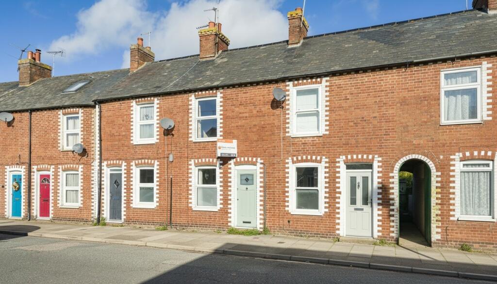 Main image of property: Chinnor Road, Thame, Oxfordshire, OX9