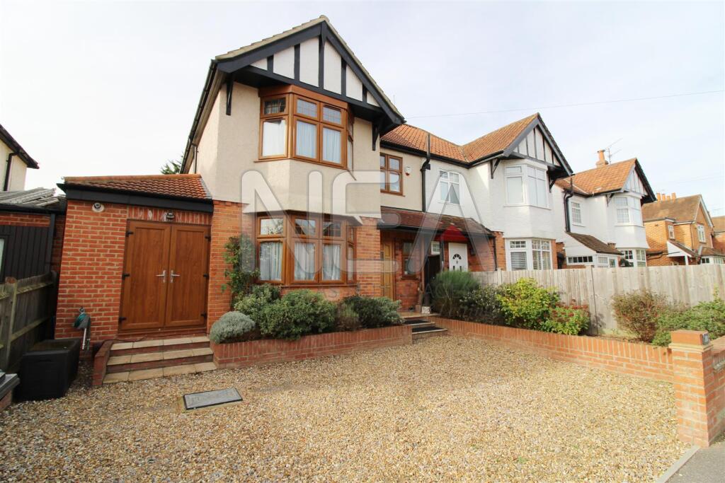 Main image of property: Buxton Avenue, Caversham Heights, Reading