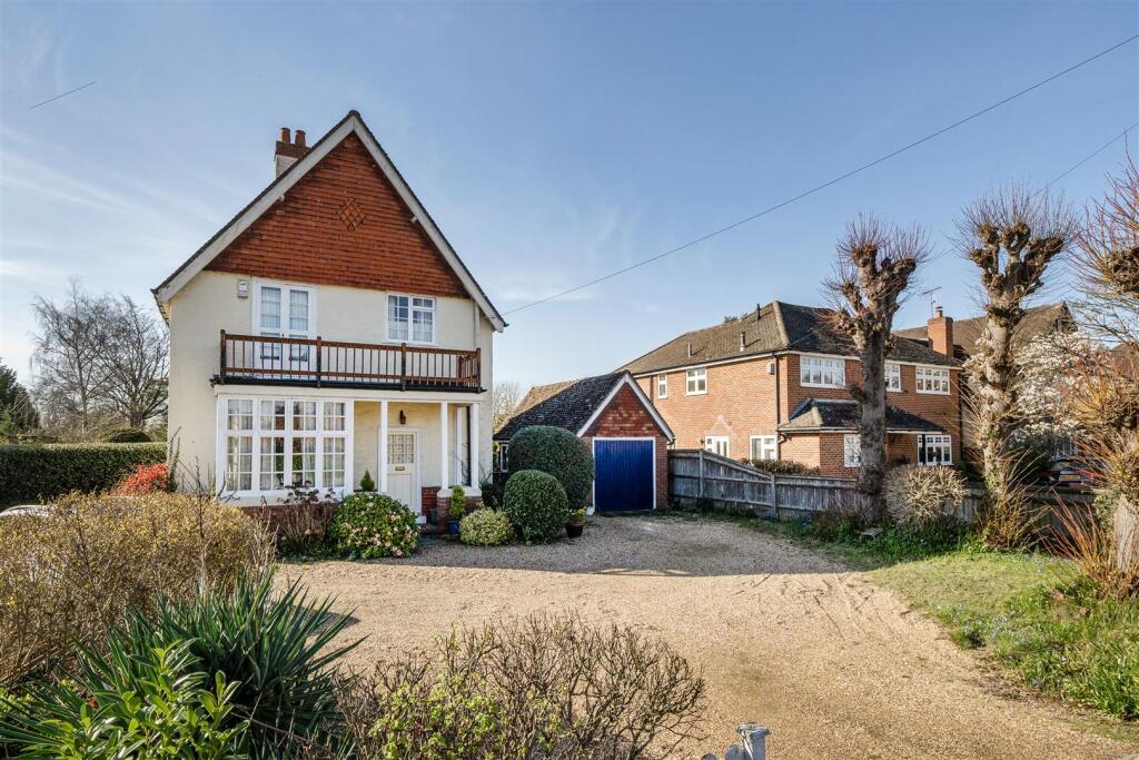 Main image of property: Wargrave Road, Twyford, Reading, Berkshire, RG10