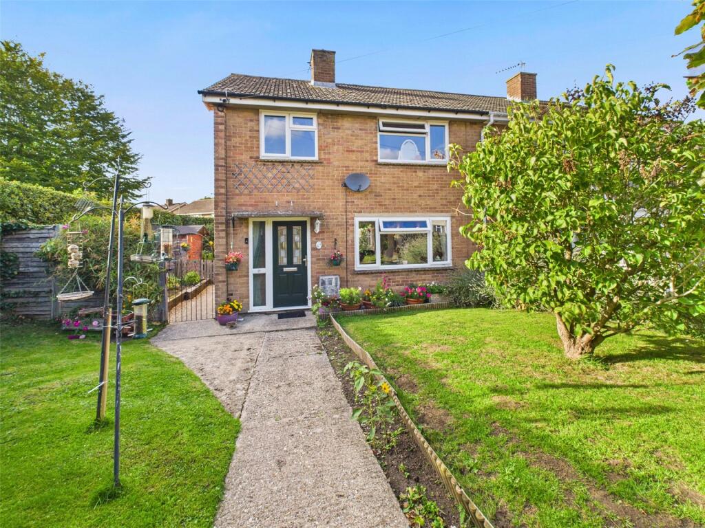 Main image of property: Greenwood Avenue, Chinnor, Oxfordshire, OX39