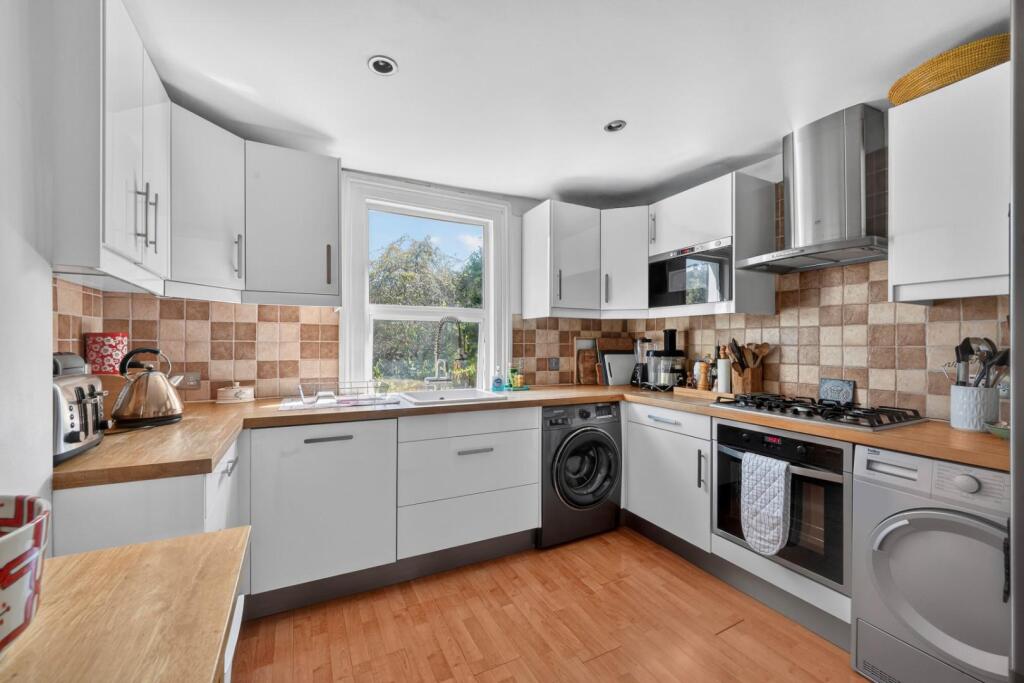 Agamemnon Road, West Hampstead, London, NW6 - View 4