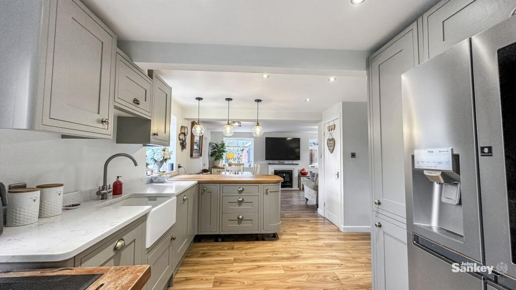 House in Mansfield, Warsop - View 3