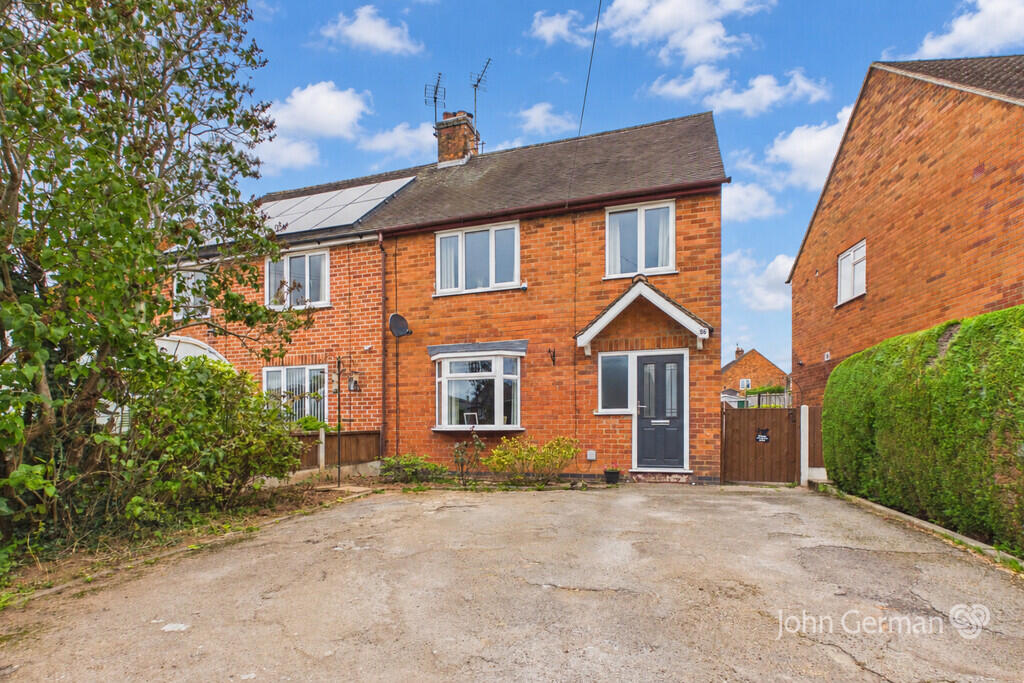 3-bed semi-detached on Mayfield Avenue, Mayfield, £250,000