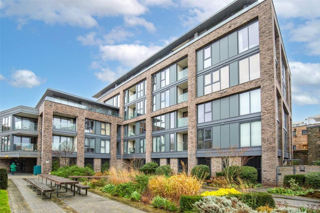 Apartment in Bristol, Canon's Marsh, Spike Island