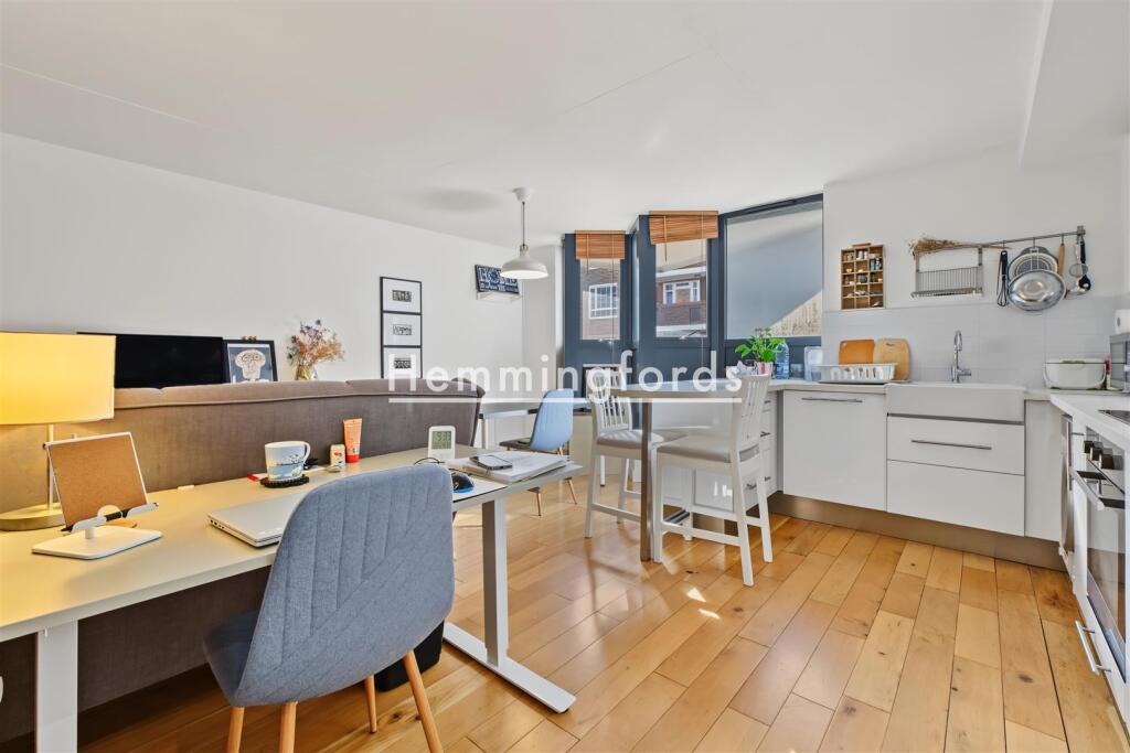 Main image of property: Murray Grove, London, N1