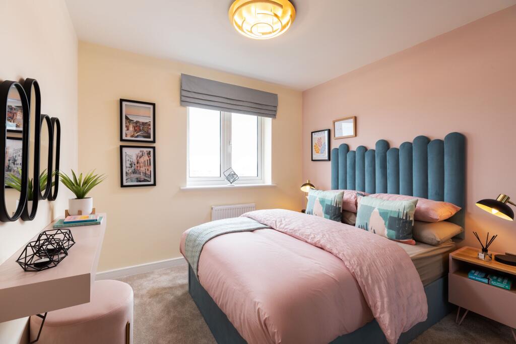 House in Basingstoke and Deane, Sherfield on Loddon - More