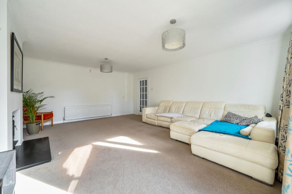 House in London - View 5