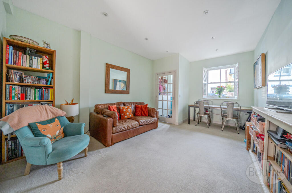 Victoria Road, Godalming, Surrey, GU7 photo 2