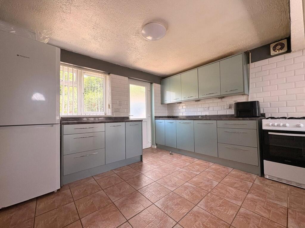 House in Daventry, Headlands - View 5