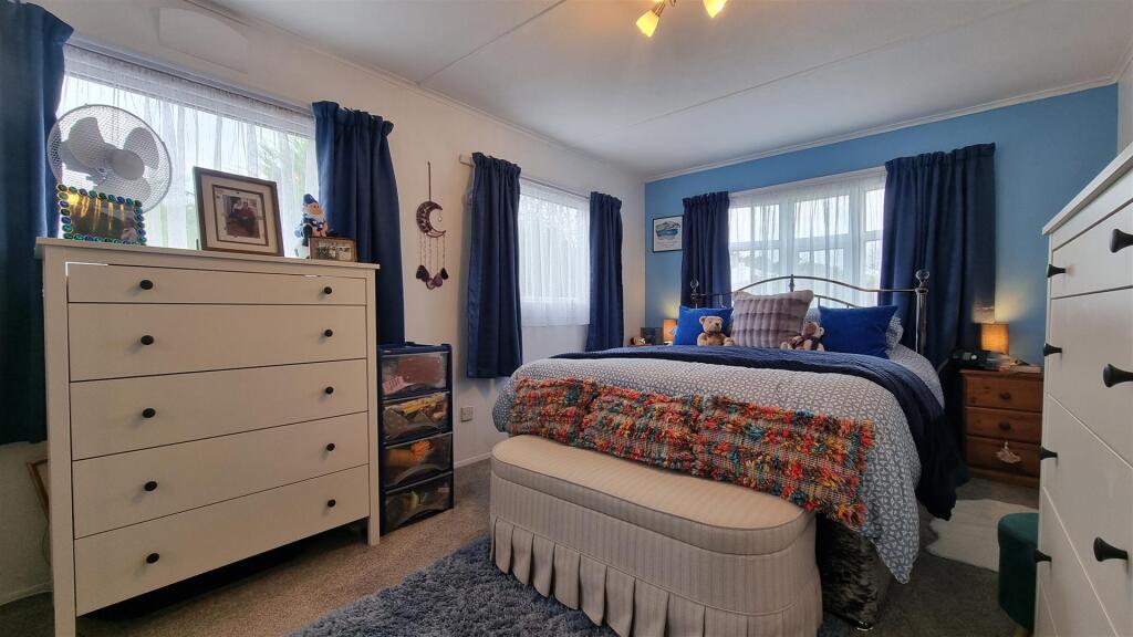 House in Stratford-on-Avon, Forshaw Heath, Tanworth-in-Arden - View 4