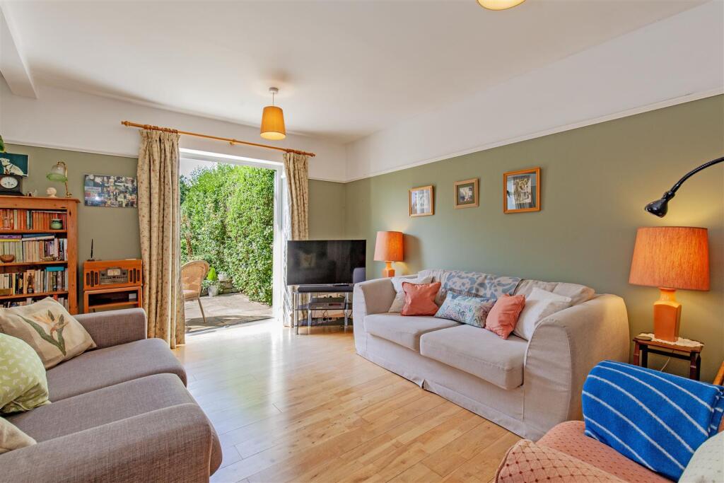 Ashford Road, Bakewell photo 3