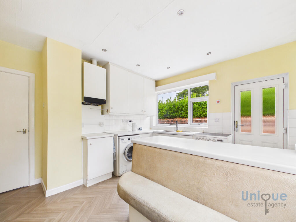 House in Fylde, Kirkham - More