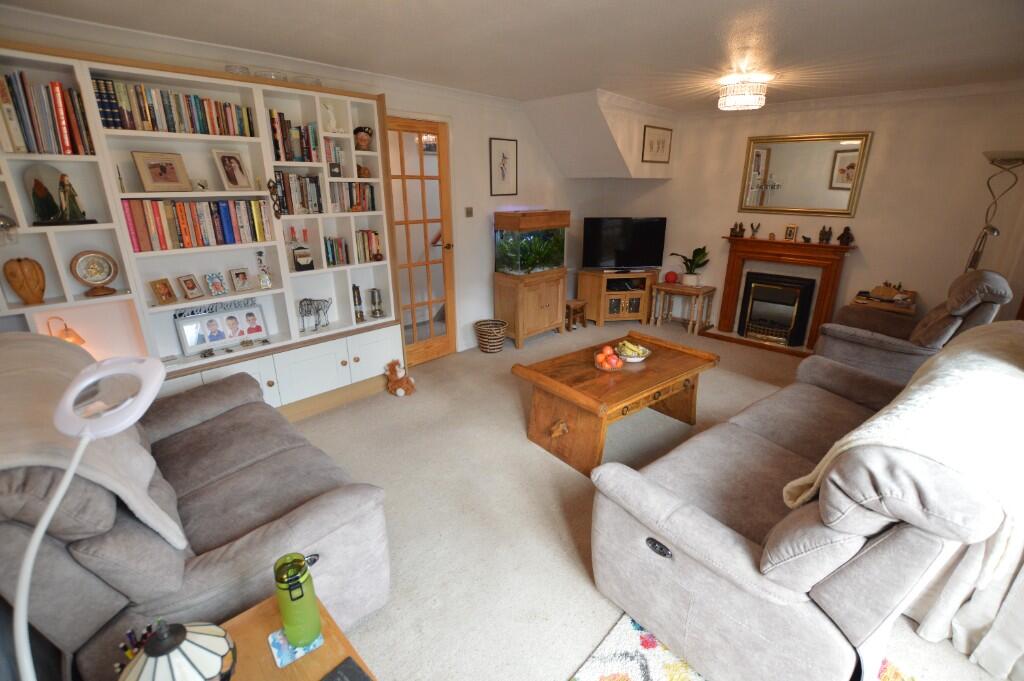 Hillson Close, Marston Moretaine photo 5