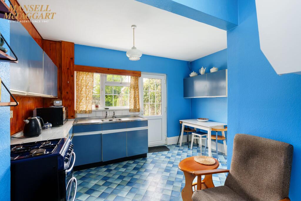 House in Mid Sussex, Hassocks - More