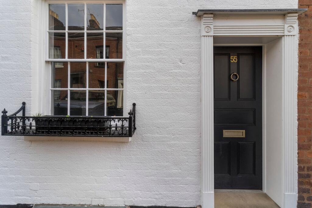 Main image of property: York Place, Worcester, WR1