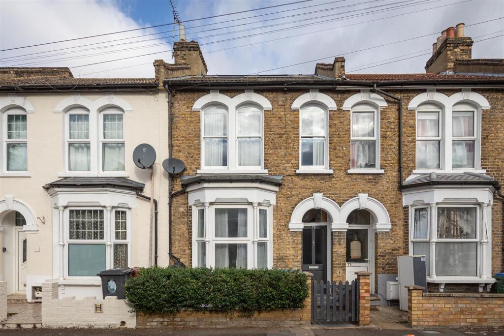 2-bed flat on Hazelwood Road, Walthamstow, £475,000