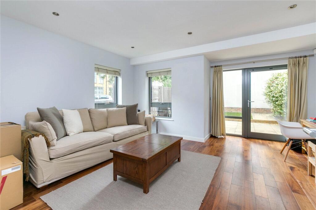 House in London, Sands End, Fulham - View 4