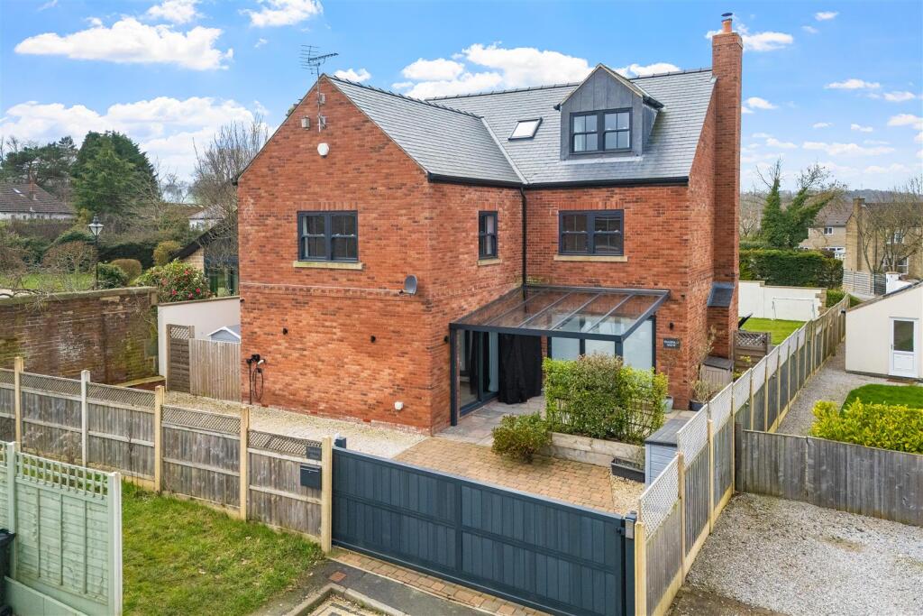 Main image of property: Hollins Lane, Hampsthwaite, Harrogate