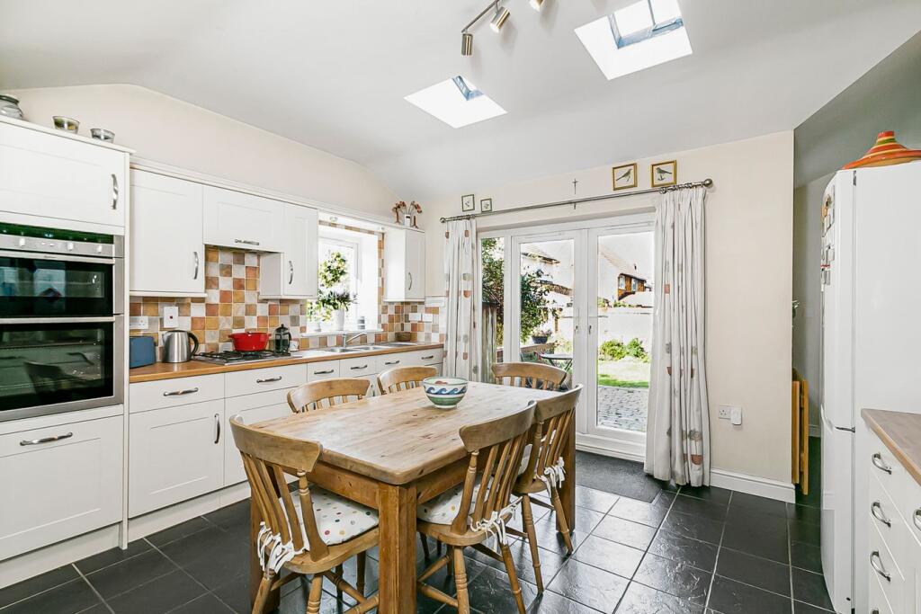 Pembroke Road, Baldock, SG7 photo 4