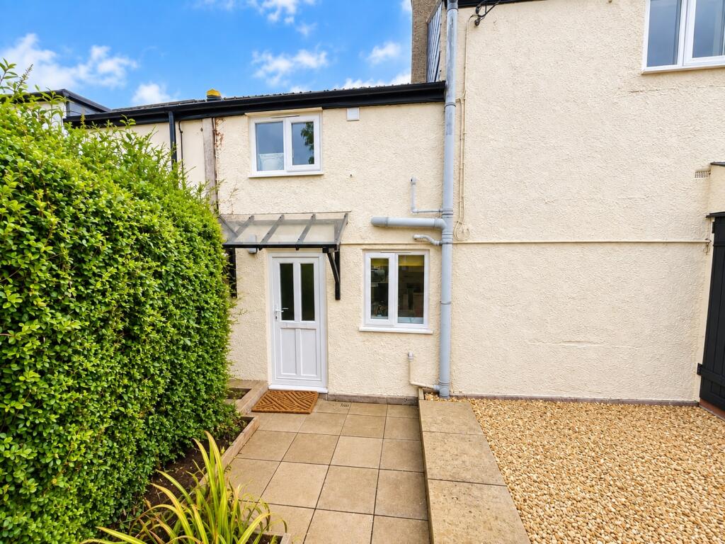 Main image of property: The Green, Longcot, Faringdon, Oxfordshire, SN7