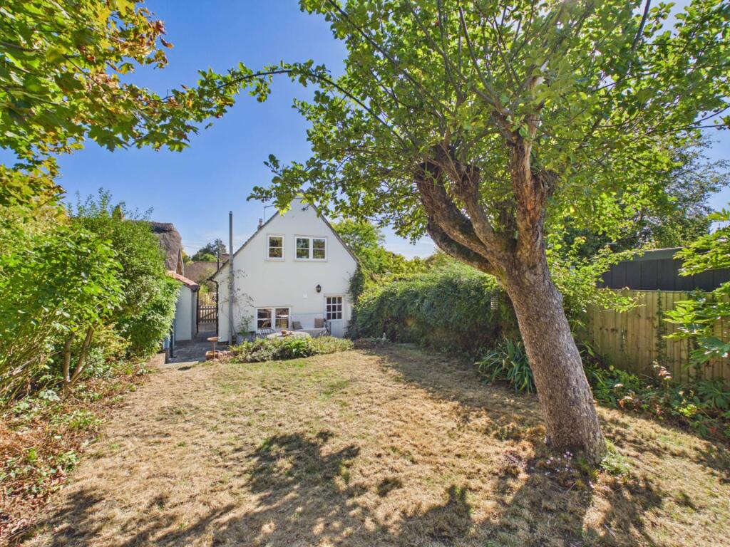 Main image of property: High Street, Haddenham