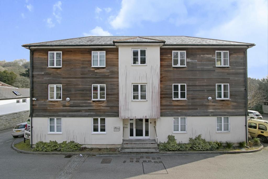 Main image of property: Tresooth Lane, Penryn
