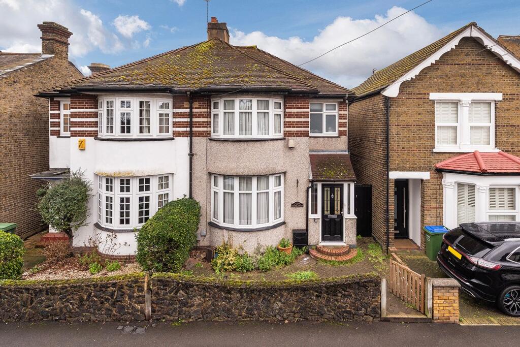 Main image of property: Oaklands Road, Bexleyheath, DA6