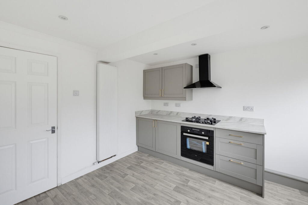 House in Plymouth, Whitleigh - View 5