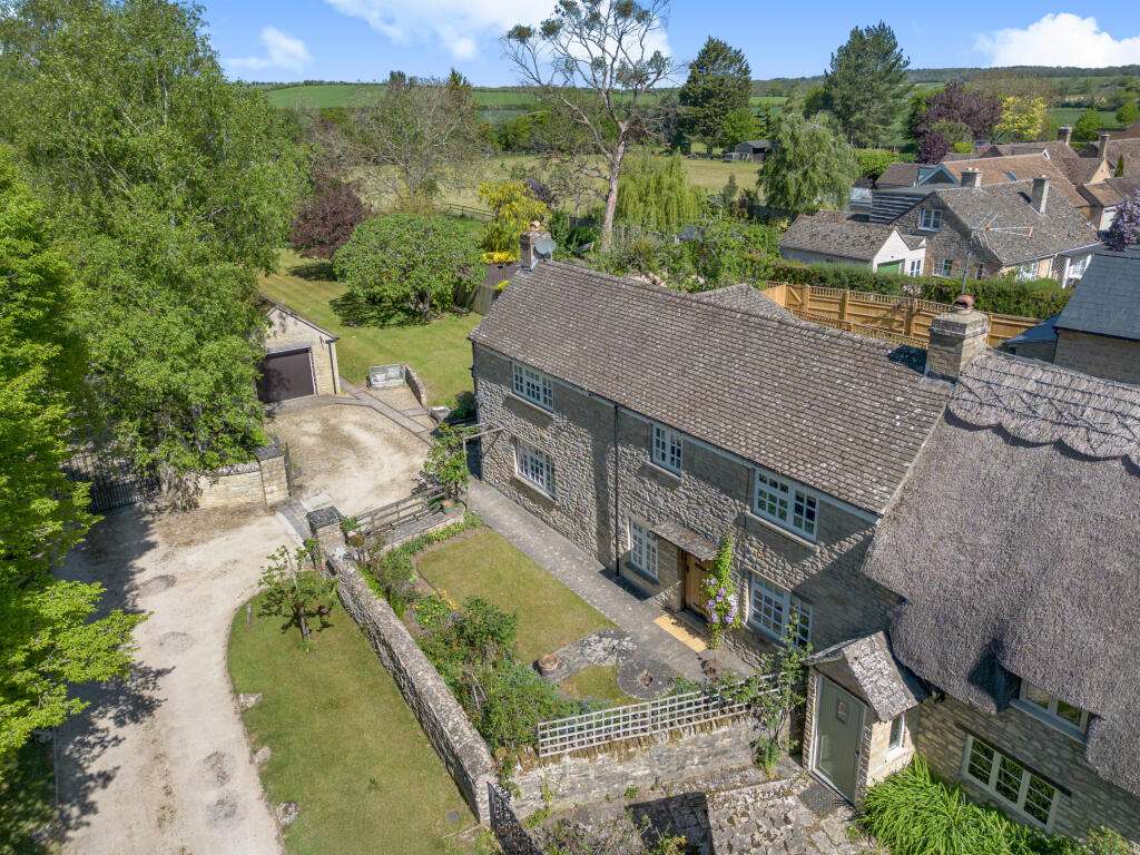 Main image of property: Yarnton Road, Cassington, Oxfordshire
