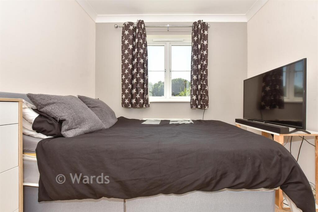 House in Canterbury - View 4