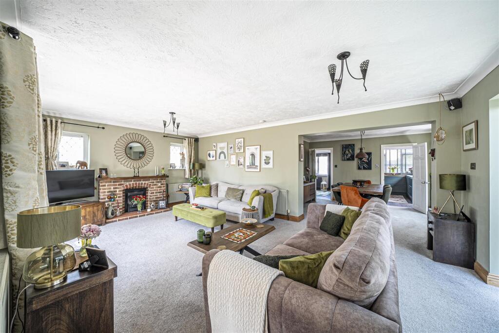 House in Worthing, West Sussex - View 5