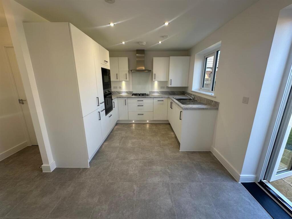 House in Moulton, Overstone Leys, Overstone - View 2