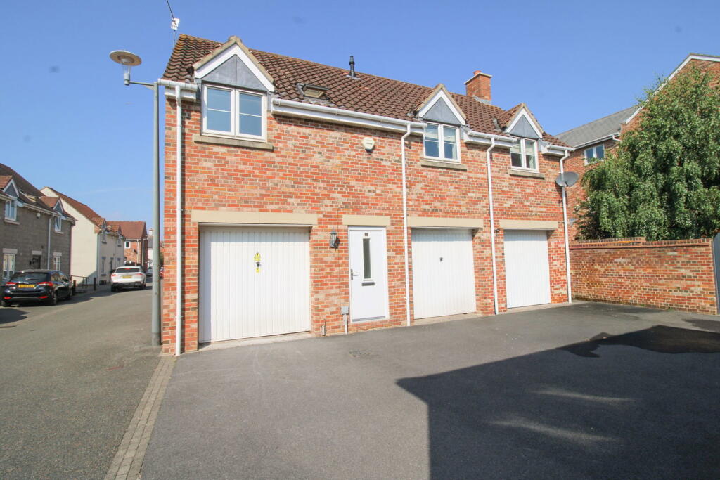 Main image of property: Rosemary Crescent, Portishead, Bristol, BS20 7JT