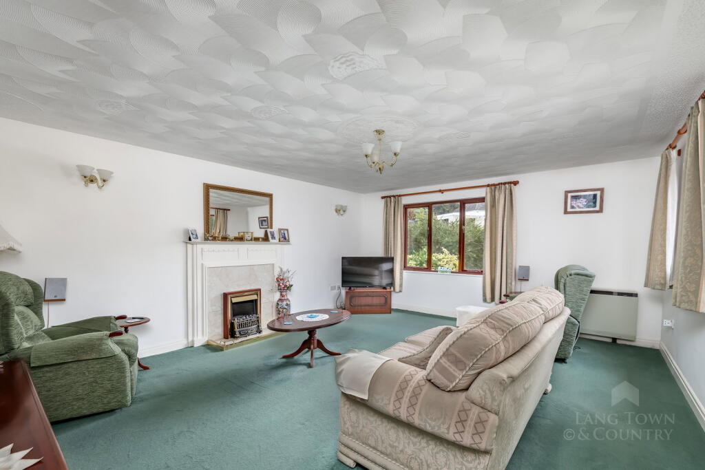 House in Plymouth - View 5