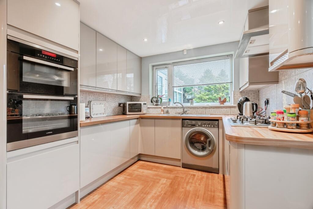 House in Burnley, Lancashire - View 3